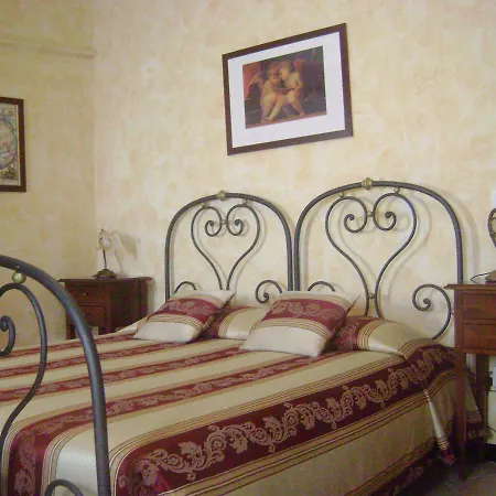 Bed and Breakfast La Finestrella Di Montalto Badalucco