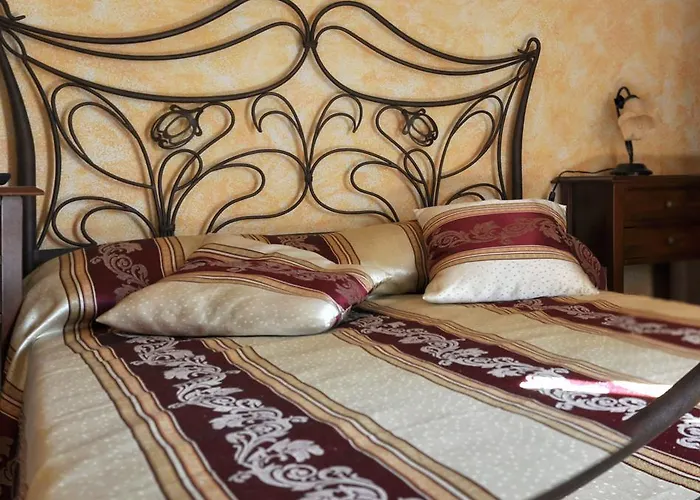 Bed and Breakfast La Finestrella Di Montalto